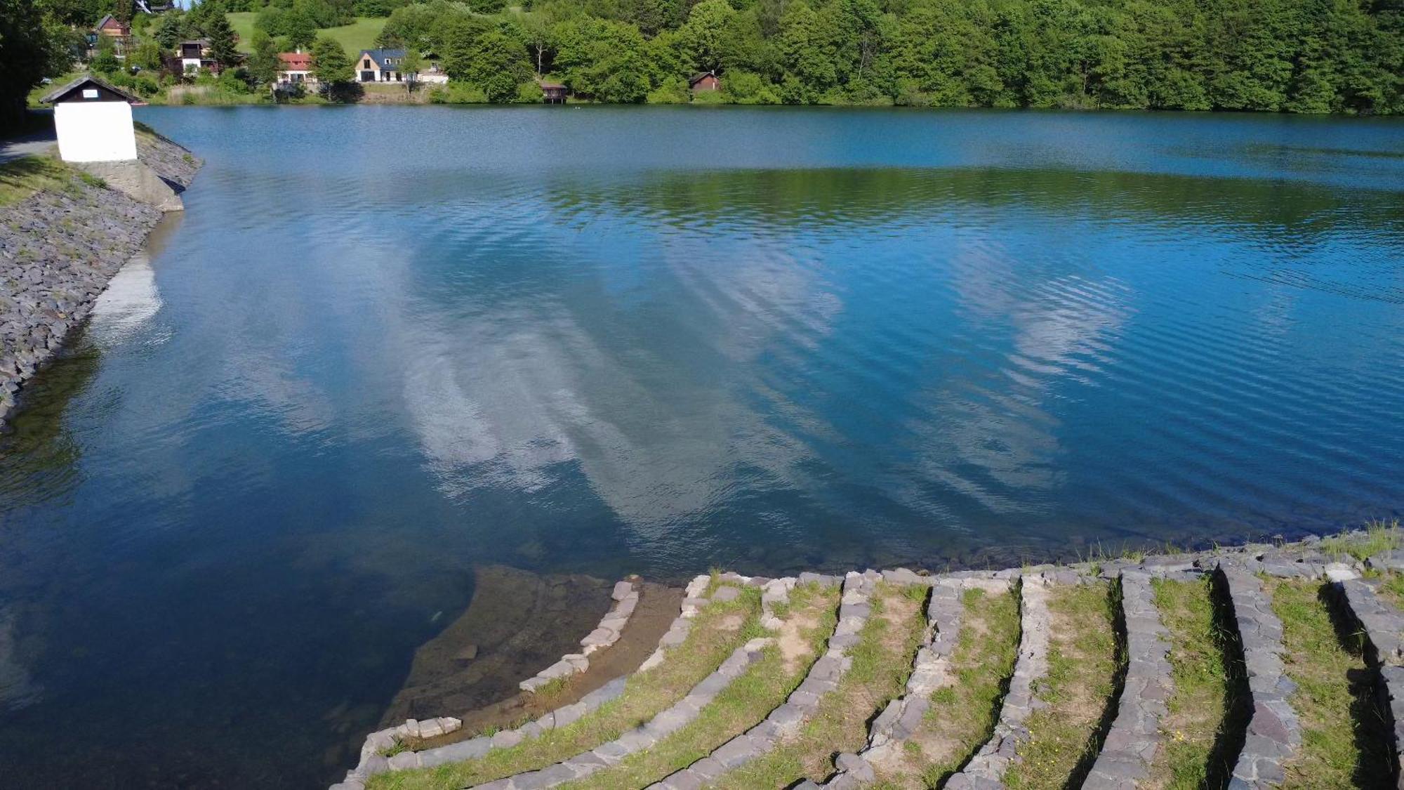 Villa Paradajs - Ubytovanie Pri Jazere Banská Štiavnica Esterno foto