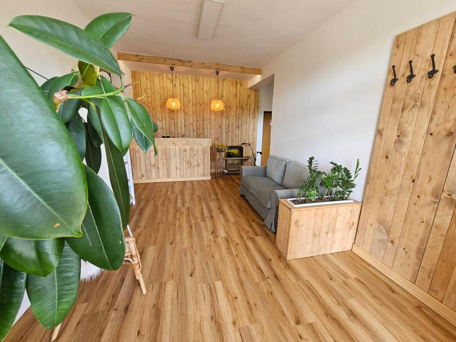 Villa Paradajs - Ubytovanie Pri Jazere Banská Štiavnica Esterno foto